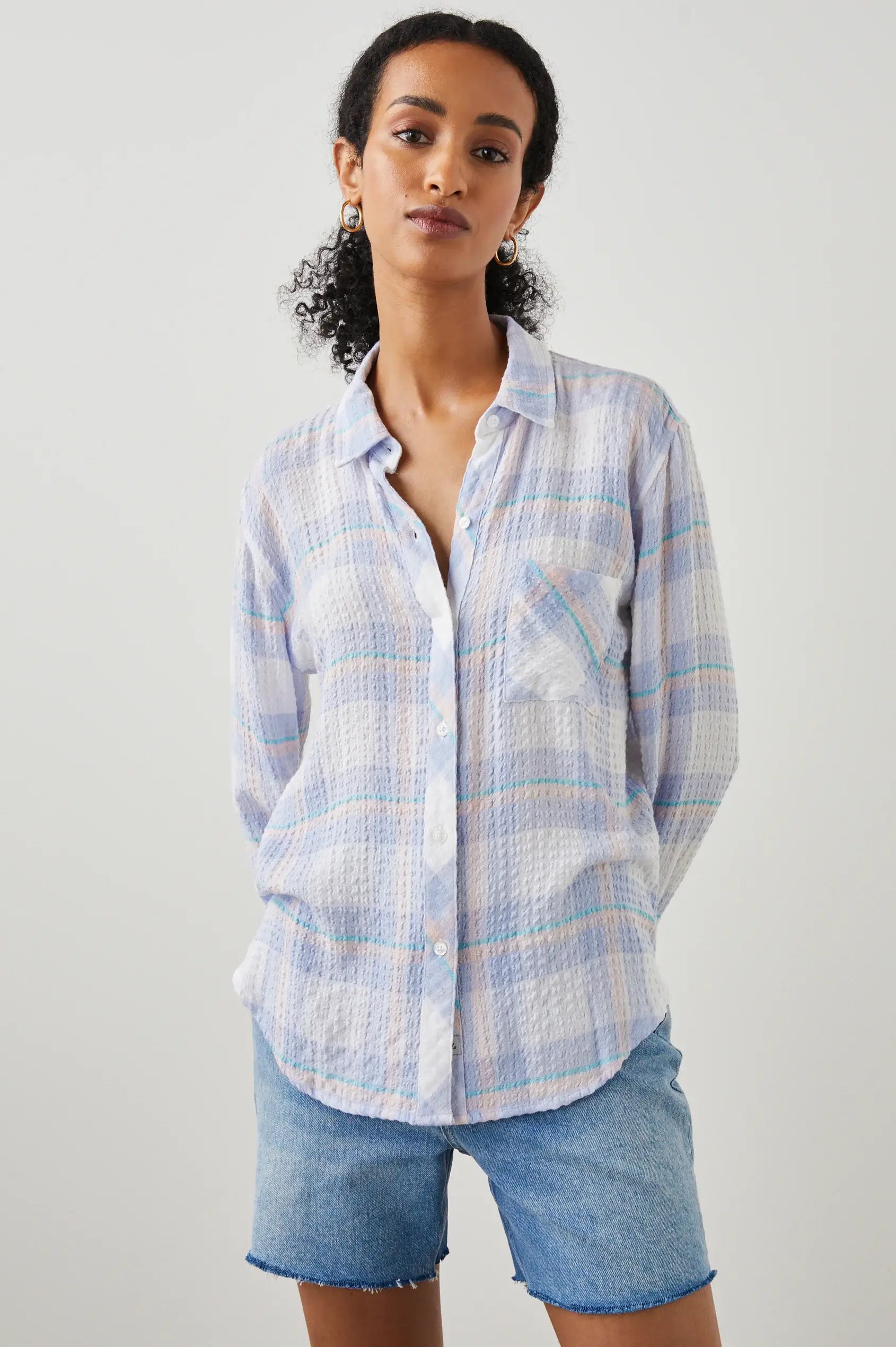 Rails - Brady Shirt in White Periwinkle Peach-- Jersey Fabric Tulle Fabric Batik Fabric