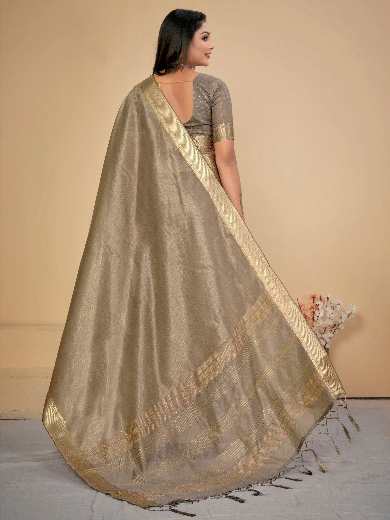 Saree Mall Women's Cotton  Grey Embellished Designer Saree With Blouse Piece-LINOMA03D Embroidered Floral Blouse