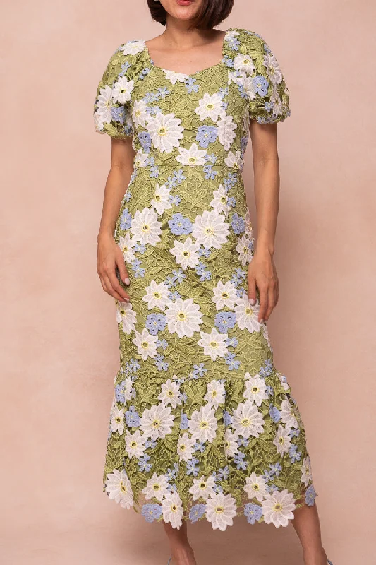 Meadow Dress in Green Tunics Timeless classic