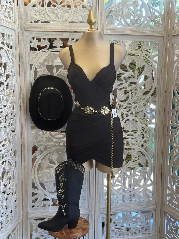 Black V Lined Mini Dress Stylish Short Sleeve Mini Dress