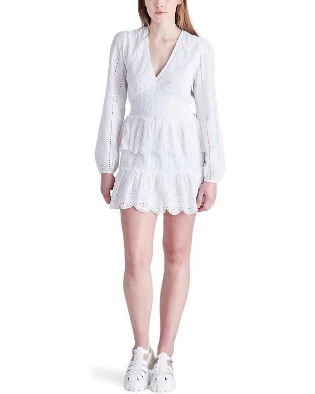Raquelle Mini Dress In Optic White | Optic White Stylish Sweetheart Mini Dress