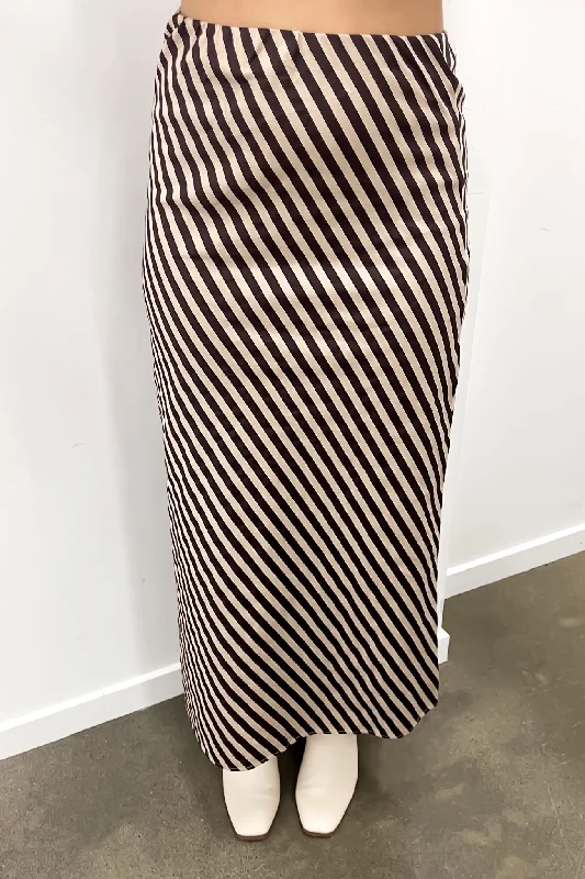 Reece Maxi Skirt Oatmeal button skirt front