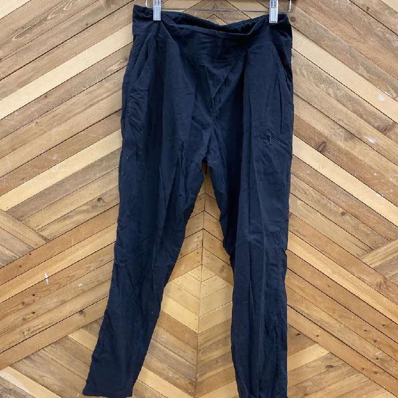 Mountain Hardwear Women's Activewear Pants: black-women-MD Classic Cropped Pants