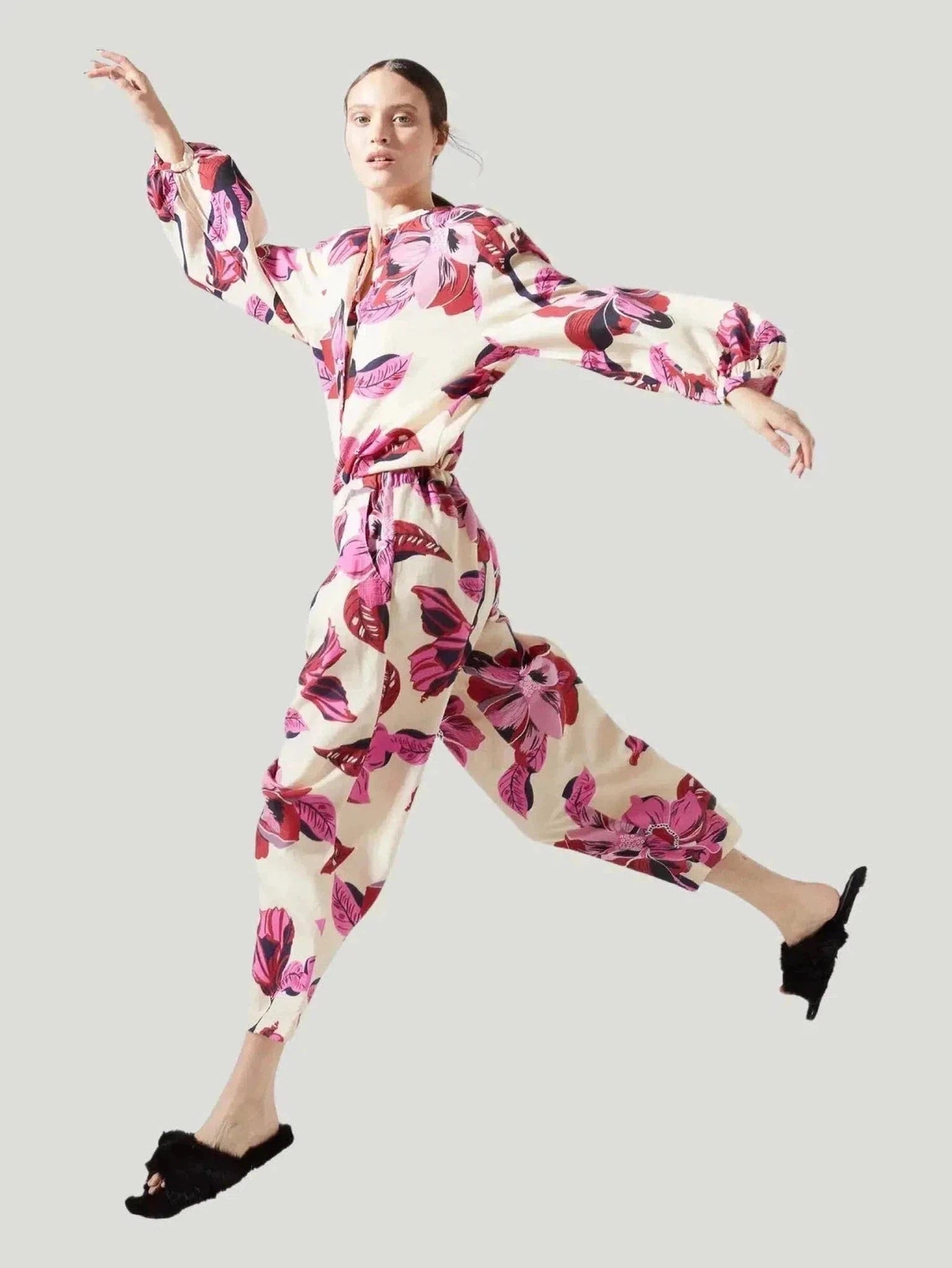 Lanhtropy Cape Linen Hibiscus Pants High-Waist Jogger Pants