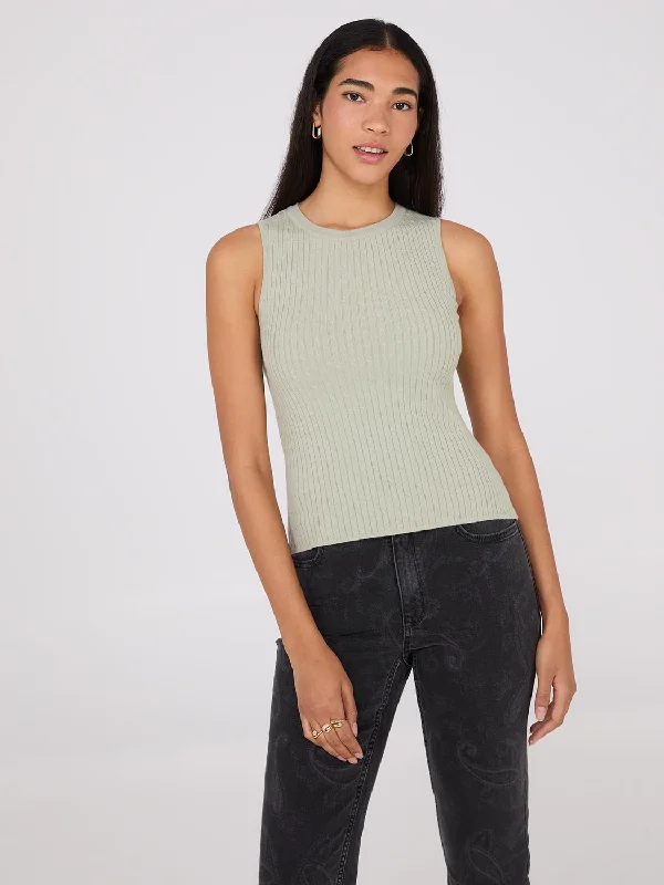 Cable Knit Sleeveless Sweater Chenille Brocade Lace