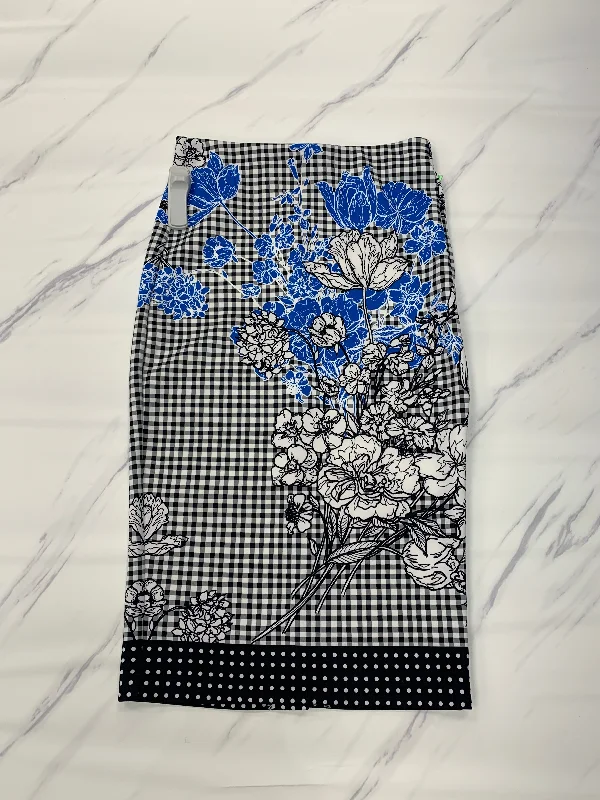 Skirt Designer By Eci  Size: Xs button skirt front