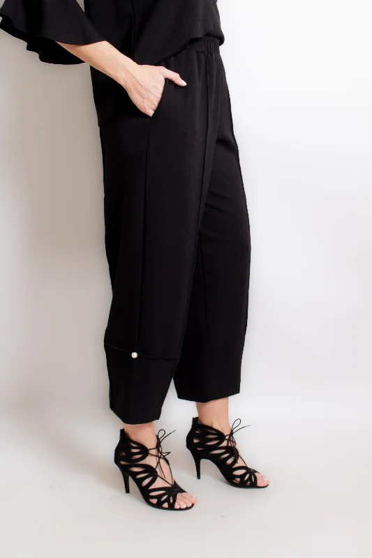 "Zee" Black Pant w/ Single Pearl Fashionable Tapered Leg Pants