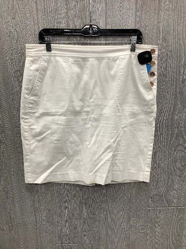 Skirt Designer By Lauren By Ralph Lauren  Size: 10 athletic skirt fit
